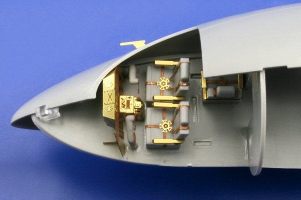 Eduard 73343 Nimrod 1/72 AIRFIX