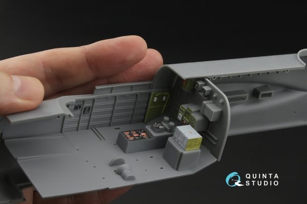Quinta Studio QD+32250 A-26C Invader 3D-Printed &amp; coloured Interior on decal paper (Hobby Boss) (with 3D-printed resin parts) 1/32