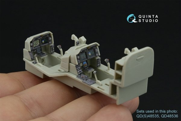 Quinta Studio QD48536 AH-1Z Zulu Cobra/Viper luminous displays 3D-Printed &amp; coloured Interior on decal paper (KittyHawk) 1/48
