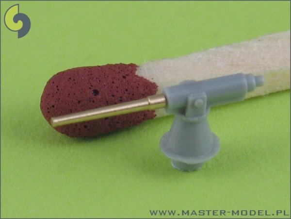  Master SM-350-023 Russian cruiser Varyag (1899) armament - 152mm (12pcs), 75mm (12pcs), 47mm (8pcs)