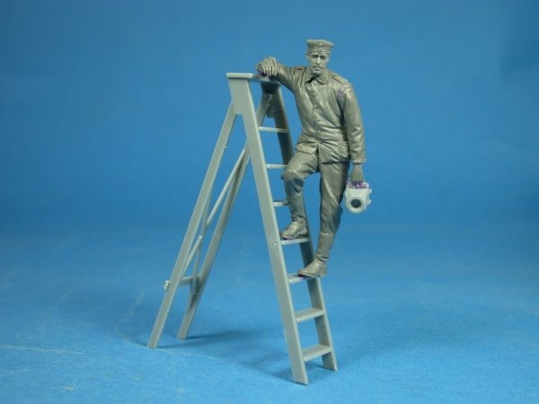 Copper State Models F32-012 German ground crewman N.1 1:32