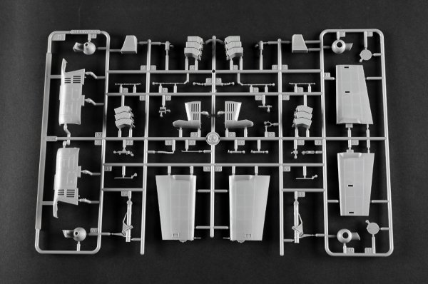 Trumpeter 05114 AH-64A Apache Early 1/35