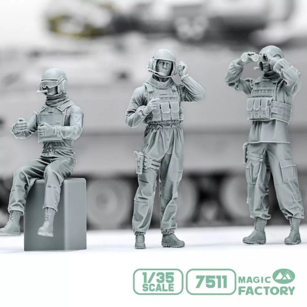 Magic Factory 7511 Modern U.S. Army Combat Vehicle Crew Set (2020s) 1/35