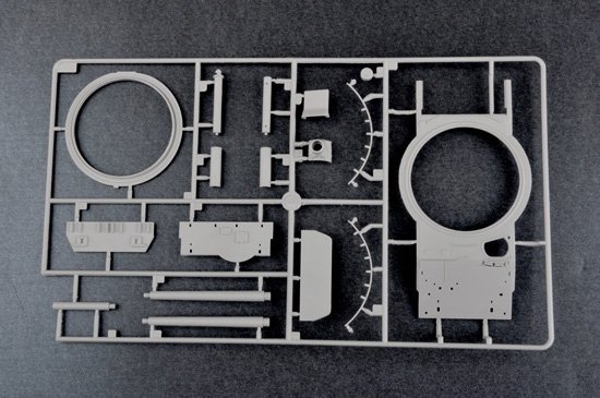 Trumpeter 01549 T-62 ERA Mod.1972 (1:35)