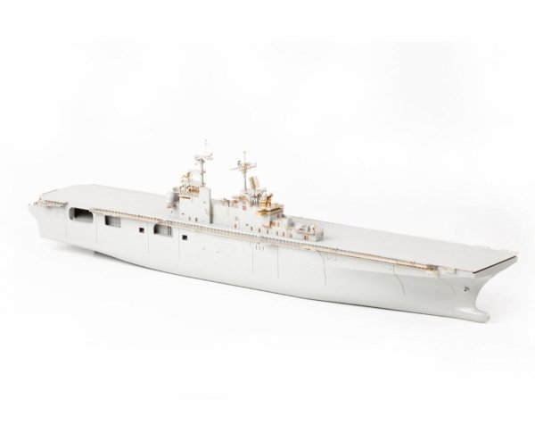 Eduard 53321 USS Wasp LHD-1 part 4 Trumpeter 1/350