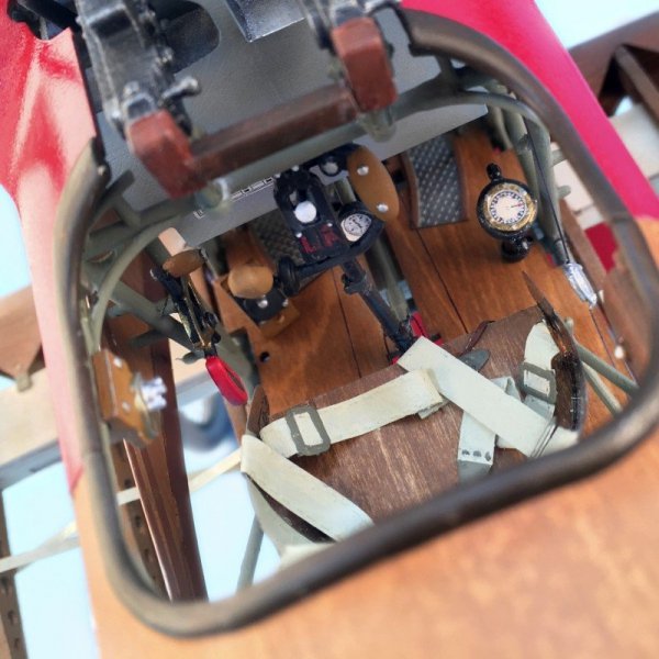 ARTESANIA LATINA 20350 Fokker DR.I 1918 Red Baron 1/16