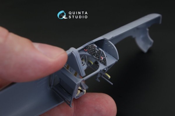 Quinta Studio QD32056 IAR - 81C 3D-Printed &amp; coloured Interior on decal paper (for Special Hobby kit) 1/32