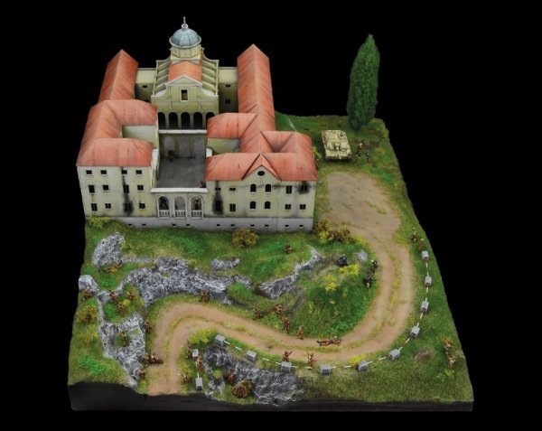 Italeri 6198 Montecassino Abbey 1944 Breaking the Gustav Line - BATTLE SET 1/72