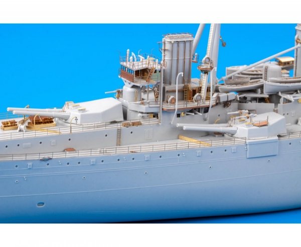 Eduard 53258 HMS Dreadnought 1915 1/350 TRUMPETER