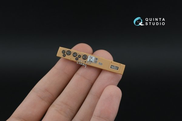 Quinta Studio QD+35172 KrAZ-255B 3D-Printed &amp; coloured Interior on decal paper (HobbyBoss) (with 3D-printed resin parts) 1/35