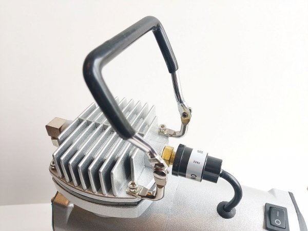 Fine Art FA-20T Kompresor bezolejowy 3l z filtrem i reduktorem Premium Line (S5000)