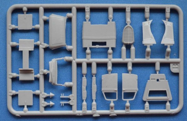 ACE 72585 German V-8 model 51 truck 1/72