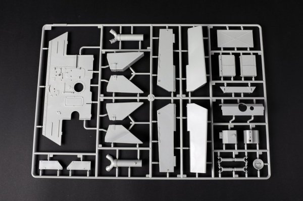 Trumpeter 00935 German Sd.Kfz 173 Jagdpanther Late Version 1/16