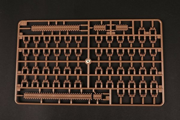 Trumpeter 09605 Russian 9P149 Launching Vehicle w/9K114 Shturm-S ATGM system 1/35
