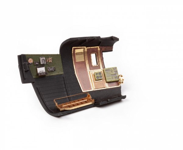 Eduard 73861 B-24D nose &amp; radio compartment AIRFIX 1/72