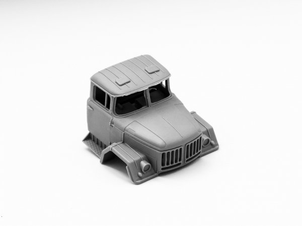 ICM 72821 ZіL-131 AFU with DShKM 1/72