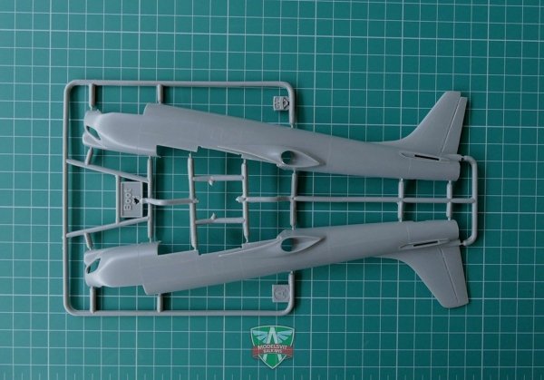 Modelsvit 72016 Tupolev Tu-91 Naval attack aircraft 1/72