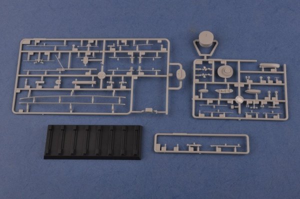 Hobby Boss 86505 French Navy Pre-Dreadnought Battleship Condorcet 1/350