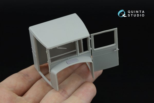 Quinta Studio QD+35157 Komintern Artillery Tractor 3D-Printed &amp; coloured Interior on decal paper (Trumpeter) (with 3D-printed resin parts) 1/35