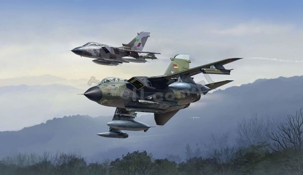 Revell 03801 Tornado Twin Pack - 50 Anniversary Panavia Tornado 1/72