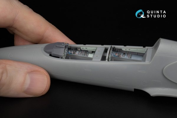 Quinta Studio QDS+48602 L-39C 3D-Printed &amp; coloured Interior on decal paper ( Trumpeter )( Small version )( with 3D-printed resin parts ) 1/48
