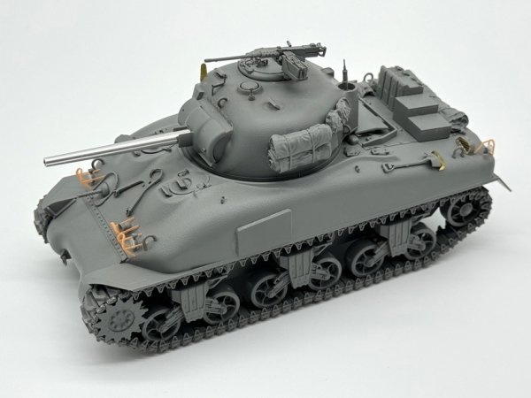 Border Model BT-056 Sherman M4A1 LATE tank 1/35