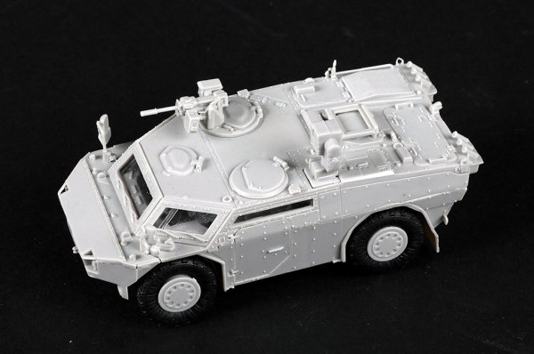 Trumpeter 07402 Fennek LGS - German Version 1/72