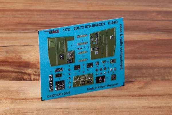Eduard 3DL72079 B-24D nose &amp; radio compartment SPACE AIRFIX (3D Decals) 1/72