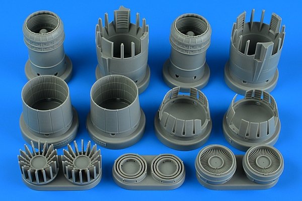 Aires 4902 SR-71A Blackbird exhaust nozzles - closed 1/48 Revell