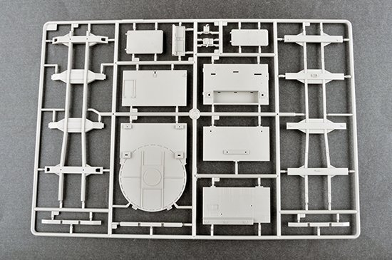 Trumpeter 01060 Russian 72V6E4 Combat Vehicle of 96K6 Pantsir -S1 ADMGS 1/35