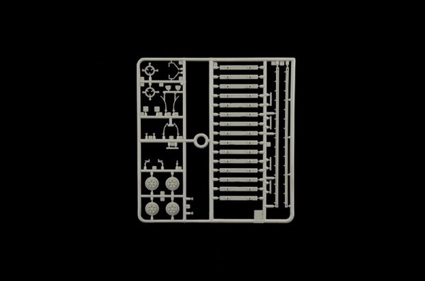 Italeri 7064 Autoblinda AB 40 Ferroviaria (1:72)