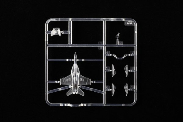 Trumpeter 06289 EA-18G Growler 1/350