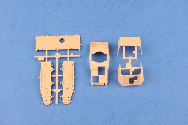 Hobby Boss 83807 4.7 cm Pak(t) Sfl.auf Fgst. Pz.Kpfw.35 R 731(f) (1:35)