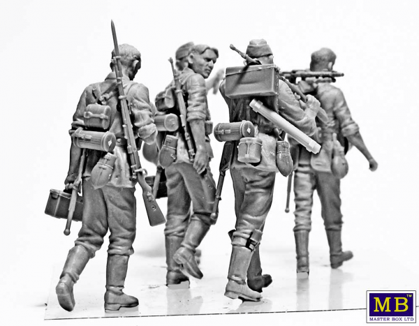 Master Box 35249 Hot Summer 1941 German Infantry WW II era 1/35