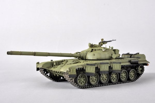 Trumpeter 09603 T-72M MBT 1/35