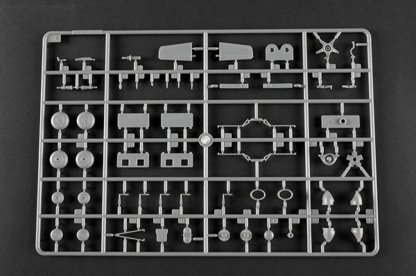 Trumpeter 05830 Mi-35M Hind-E 1/48