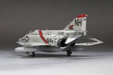 Fine Molds FP43S U.S. Navy Jet Fighter F-4J &quot;Aardvarks&quot; 1/72