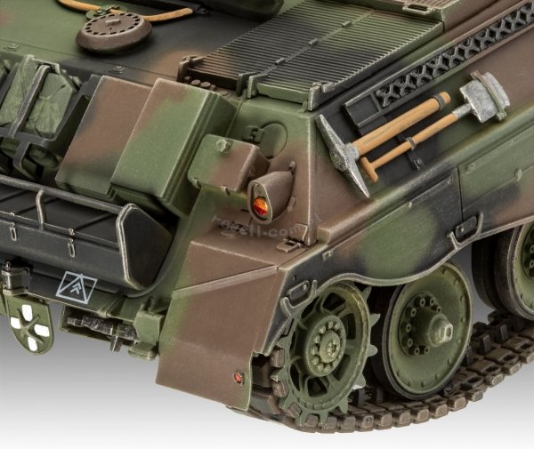 Revell 03353 Raketenjagdpanzer Jaguar 1 1/72
