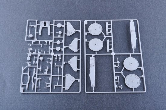Trumpeter 02338 Soviet Br-2 152mm Gun M1935 (1:35)