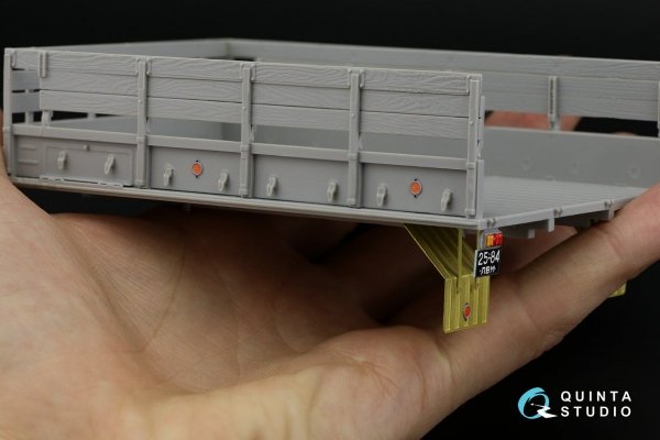Quinta Studio QD35019 Ural-4320 3D-Printed &amp; coloured Interior on decal paper ( Trumpeter ) 1/35
