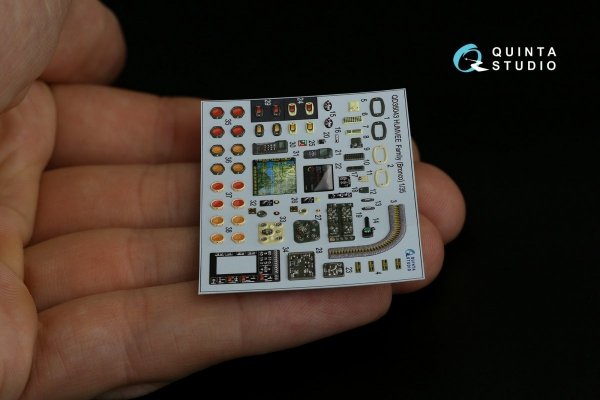 Quinta Studio QD35043 HUMVEE Family 3D-Printed &amp; coloured Interior on decal paper ( Bronco ) 1/35