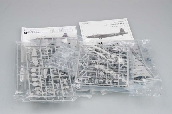 Trumpeter 01628 Vickers Wellington Mk X (1:72)