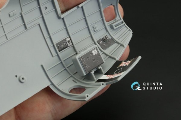 Quinta Studio QD32151 Avro Lancaster B. Mk.I 3D-Printed &amp; coloured Interior on decal paper (HK Model) 1/32