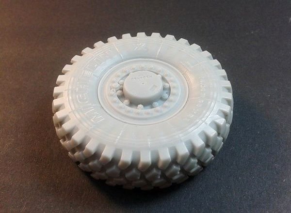 Panzer Art RE35-437 M 1240 M-ATV road wheels 1/35