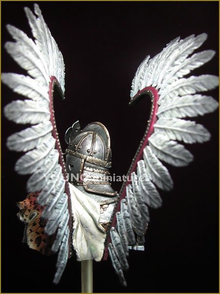 Young Miniatures YH1831 Polish Winged Hussar 17th Centry 1/10