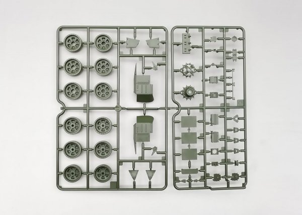 Amusing Hobby 35A050 Russian Main Battle Tank T-90A FULL INTERIOR 1/35