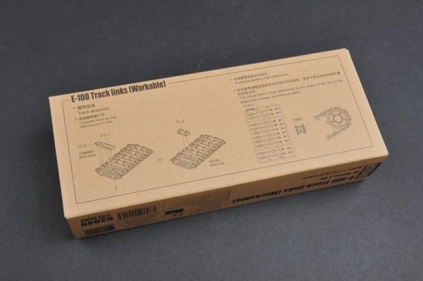 Trumpeter 02049 E-100 Track links (Workable) for German E-100 (1:35)