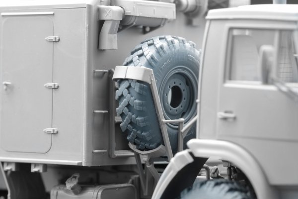 ScaleX WM 35009S Kamaz 4310 Sagged wheel set (for Trumpeter) 1/35