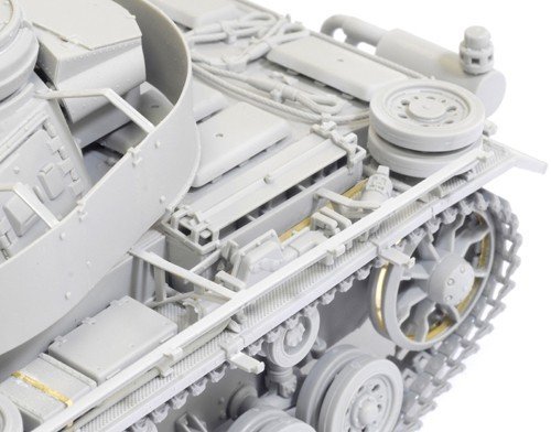 Dragon 6474 Pzkpfw. III Ausf. N w/Schurzen (1:35)