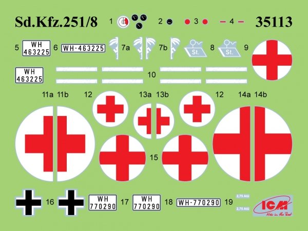 ICM 35113 Krankenpanzerwagen Sd.Kfz. 251/8 Ausf А, livery variant for the Eastern Front, 1941-42 1/35